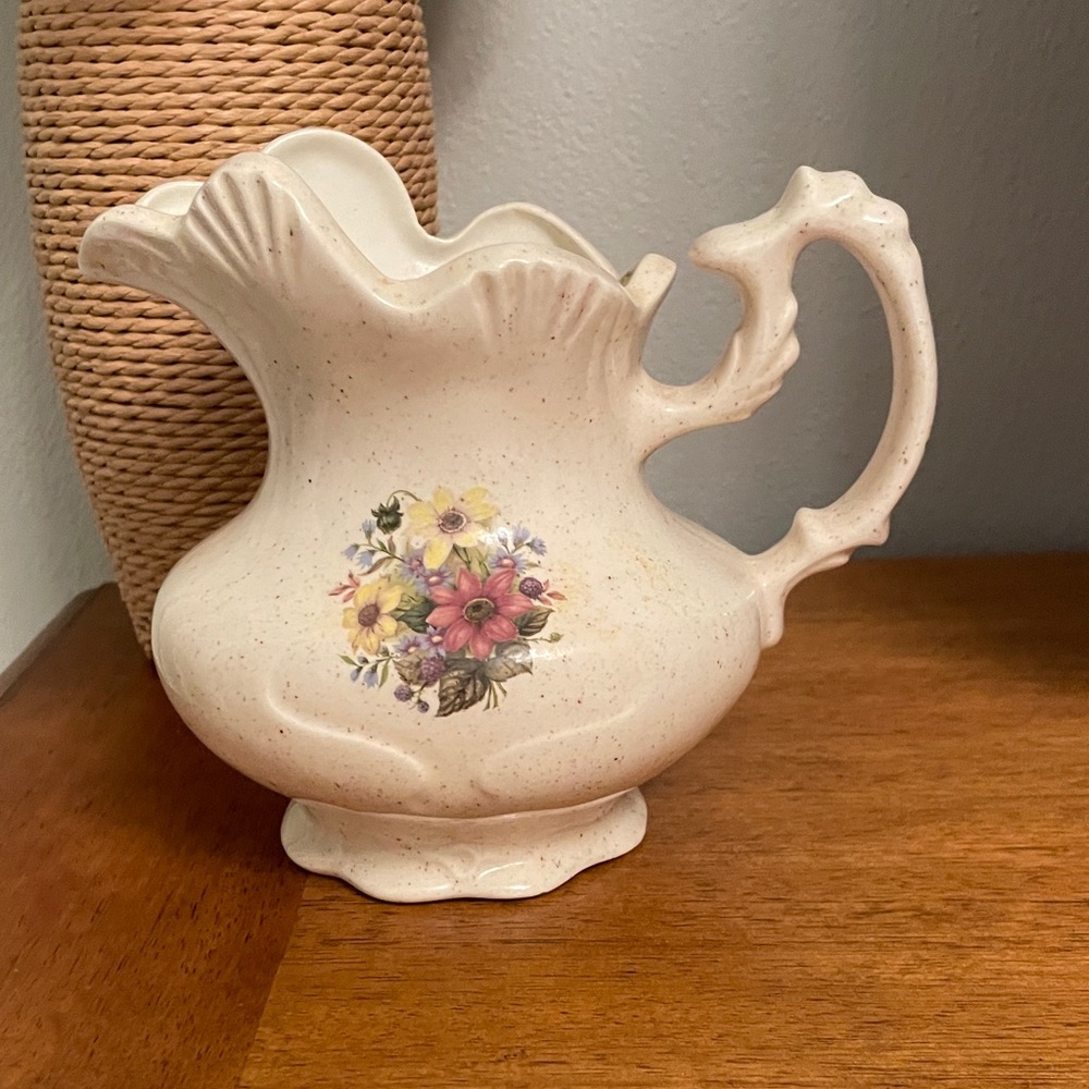 Vintage ARNEL’S Ceramic Pitcher Floral Accent Spatterware Finish Vase Wash Basin